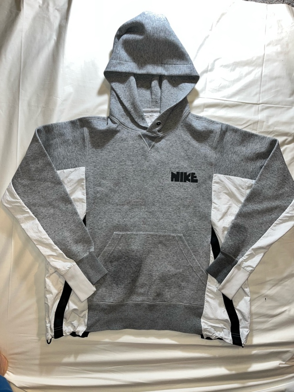 Nike Sacai Gray Hoodie with White Sleeve Panels (No Hoodie Drawstring)